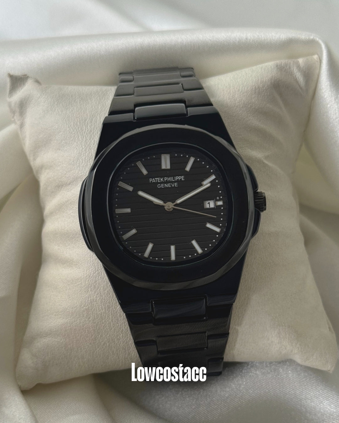 PP Nautilus - (Analog Watch)