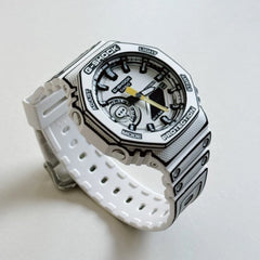 G-Shock Manga Edition (GA-2100MNG-2A) - White