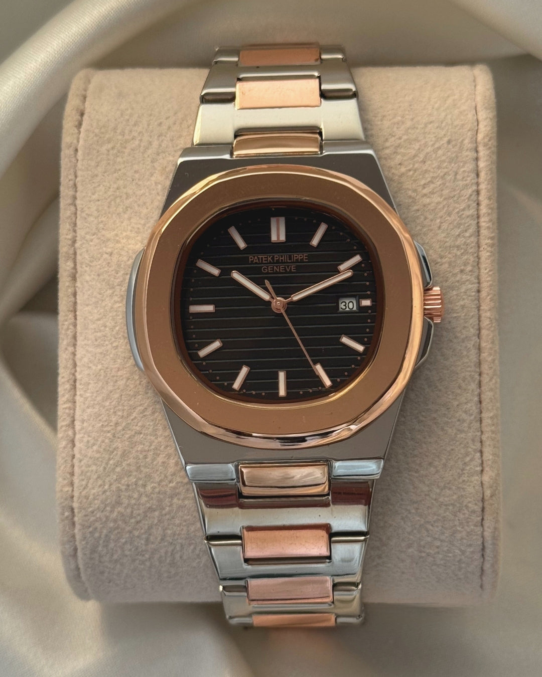 PP Nautilus - (Analog Watch)